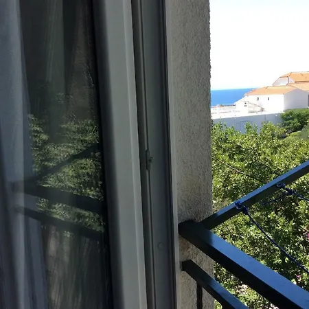 Pensjonat Varija 01 *